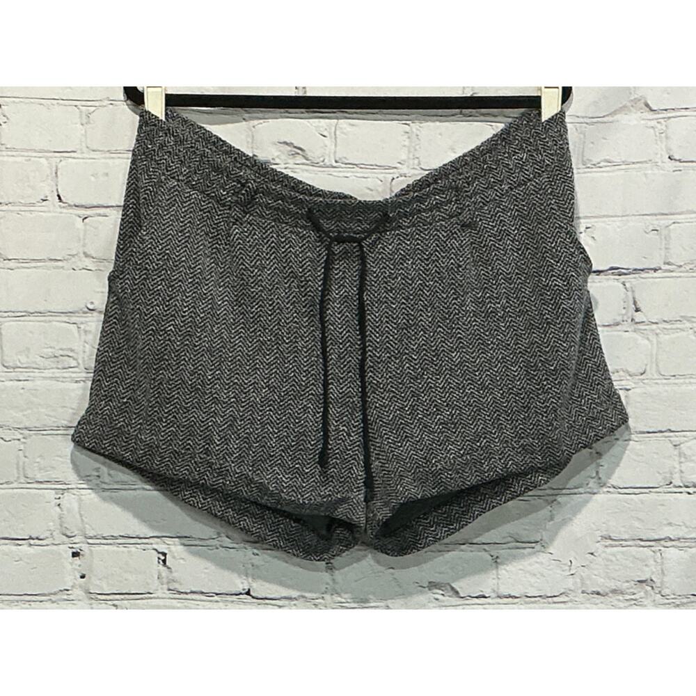 Old Navy Women's Herringbone High-Waist Drawstring Shorts (Size L)